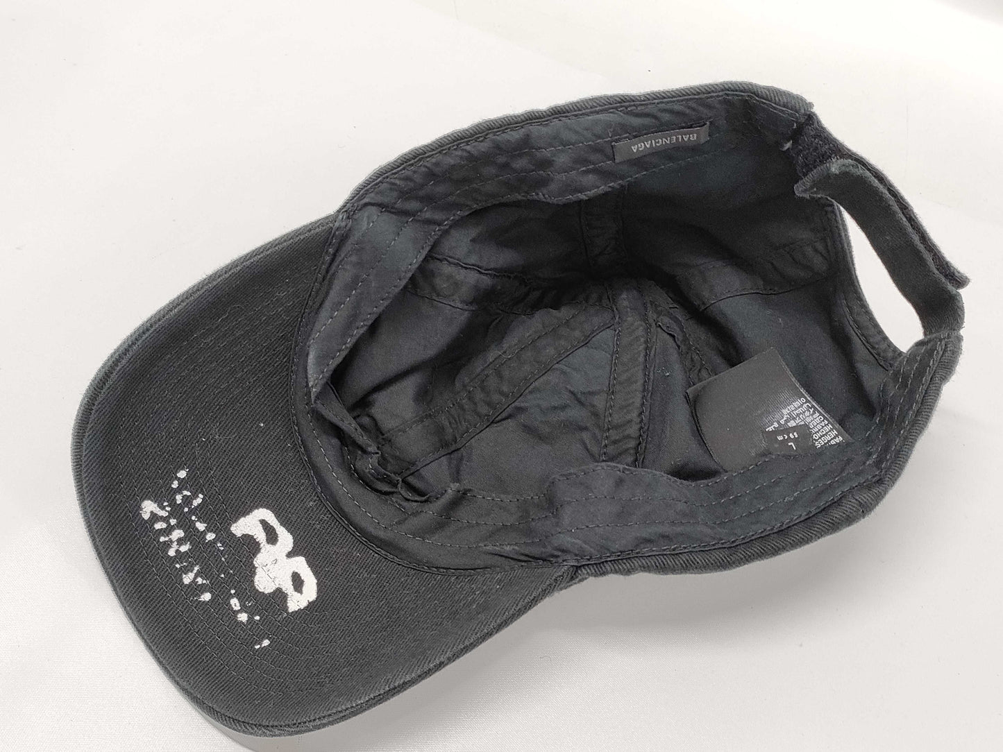 BALENCIAGA Caps and other accessories