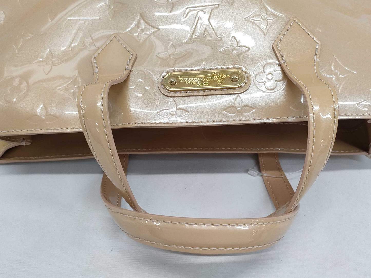 LOUIS VUITTON Vernis Wilshire PM Handbag