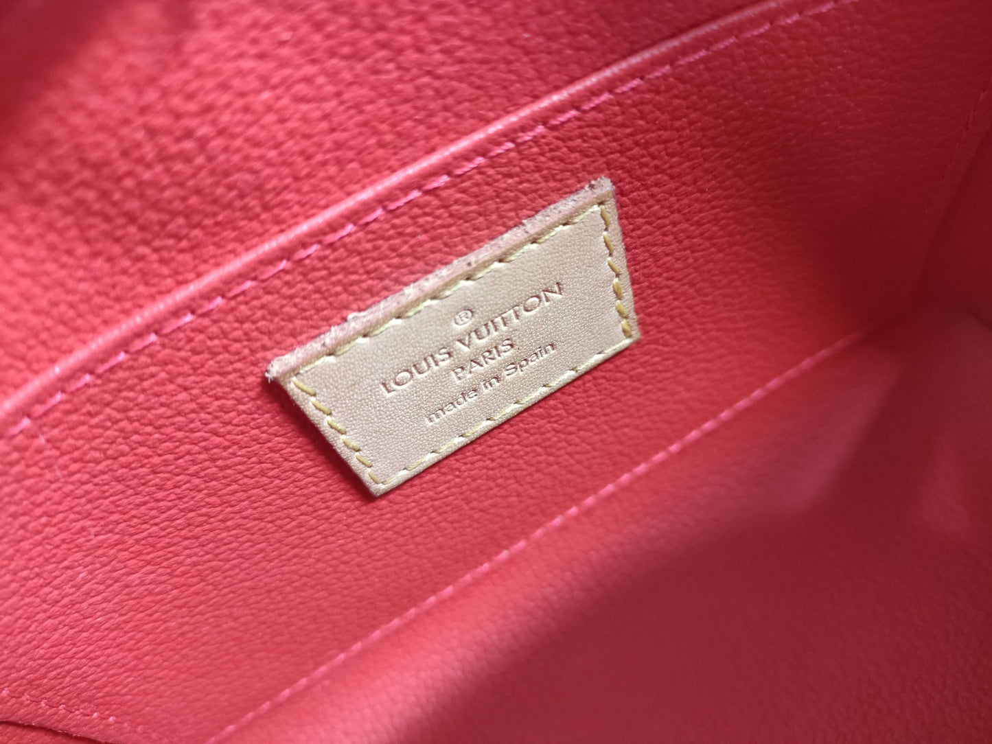 LOUIS VUITTON RFID verification not possible CA0192 Vernis M91496 Pochette Cosmetic Pouch