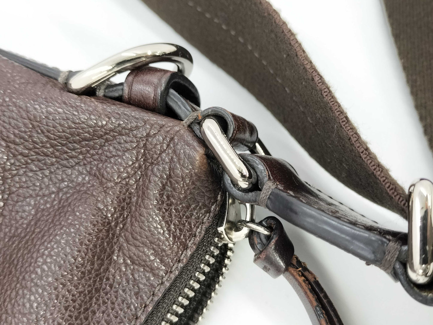 5-piece set of Coach and Burberry shoulder bags