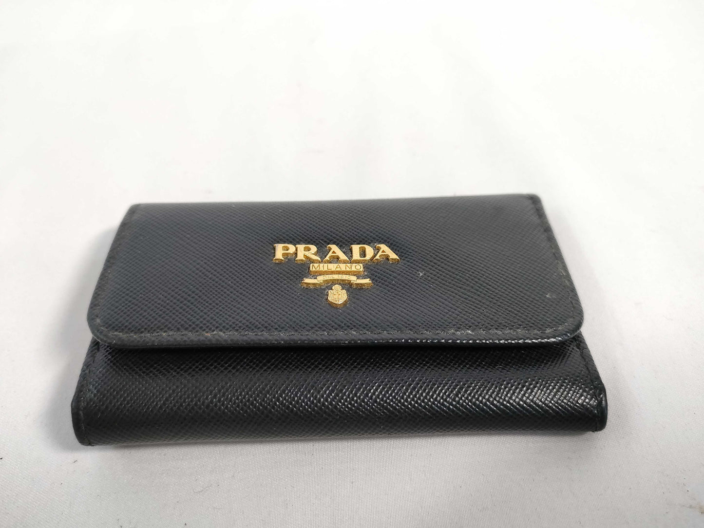 PRADA Saffiano 6-ring key case with chips
