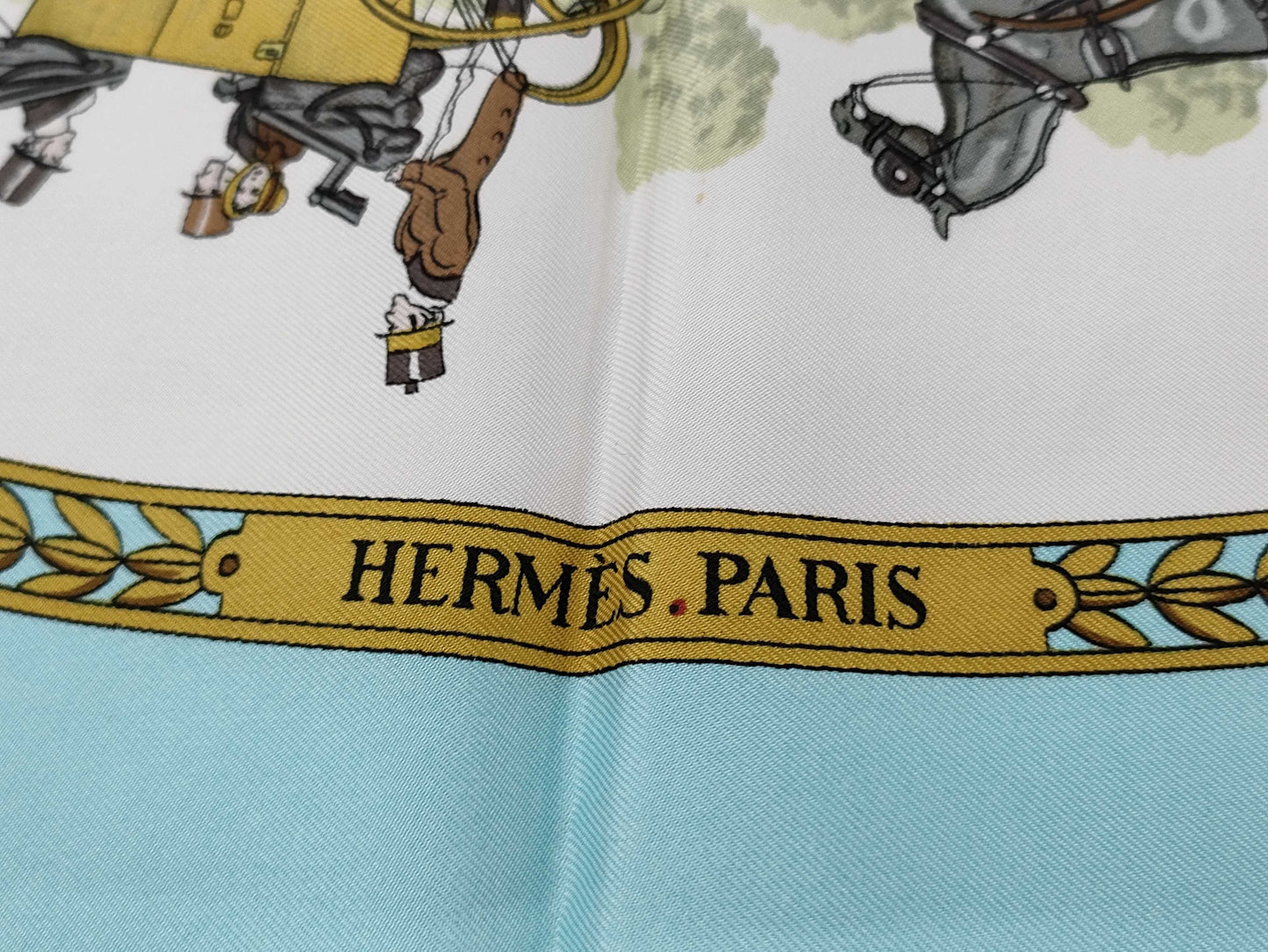 HERMES Carré LA PROMENADE DE LONGCHAMPS Scarf without tag