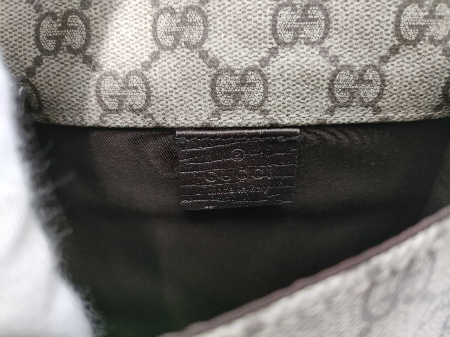GUCCI GG Supreme 147668 200047 Sherry Shoulder Bag