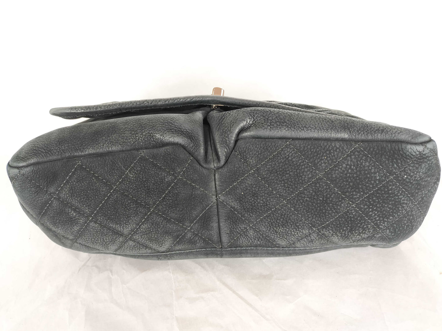 CHANEL 15 Series Turnlock Leather Chain Shoulder Bag
