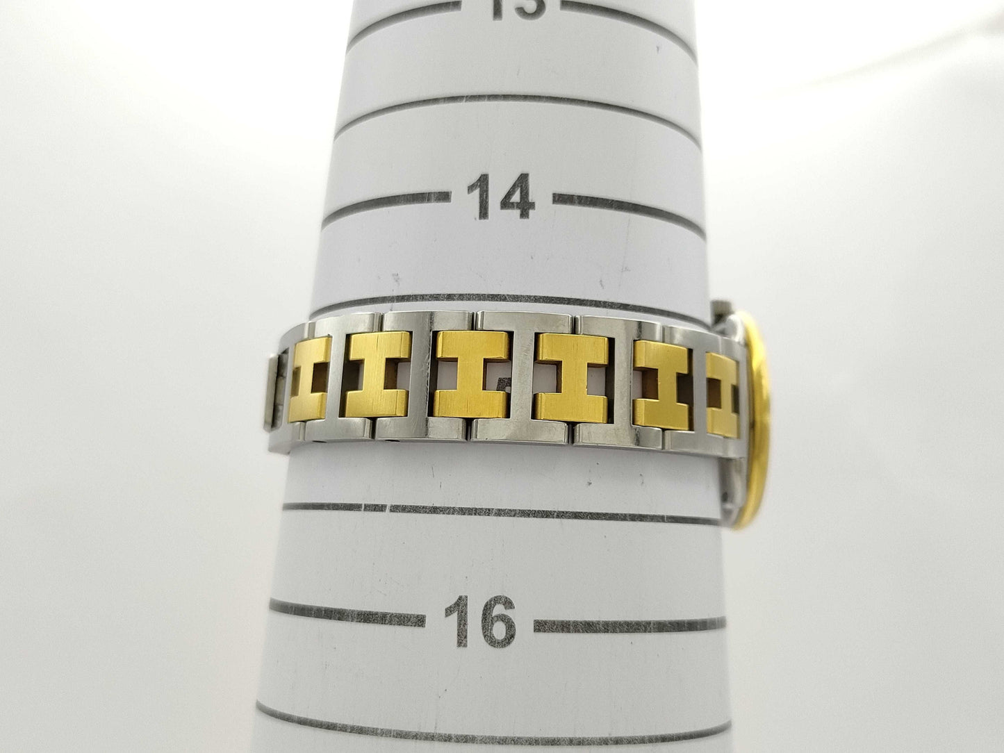 HERMES Arceau Women's Watch, complete with box, warranty, and links