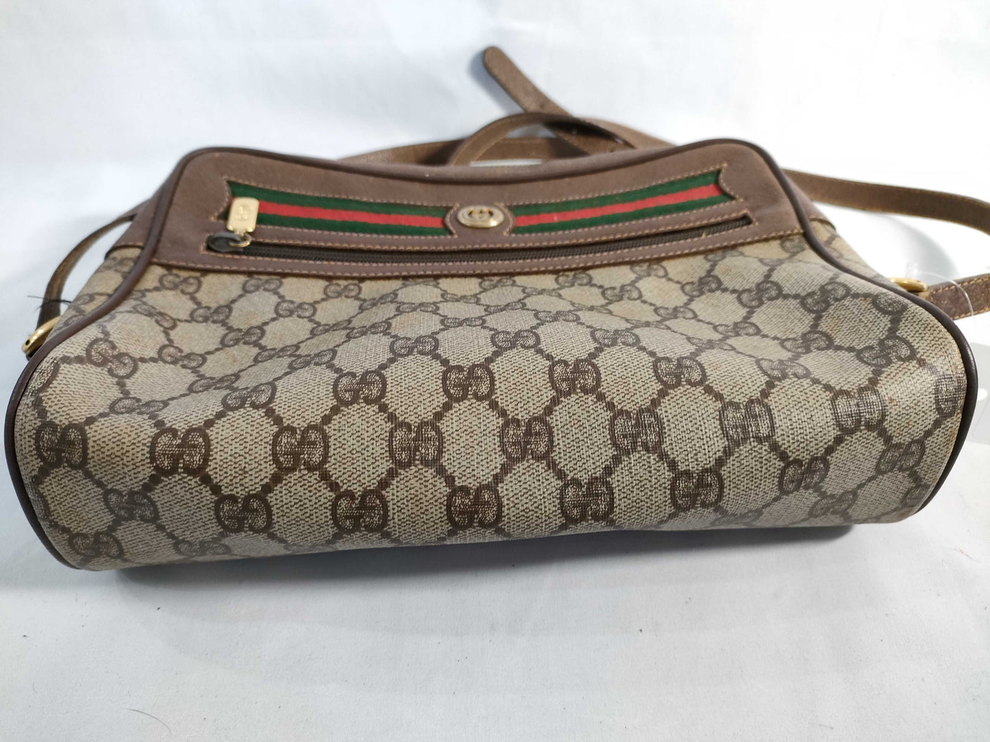 GUCCI GG Supreme Old Sherry Shoulder Bag