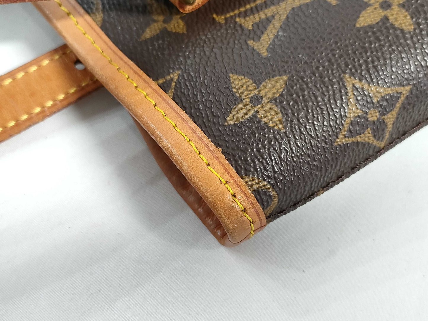 LOUIS VUITTON RFID Unverifiable DK4089 Monogram Bucket PM Tote Bag