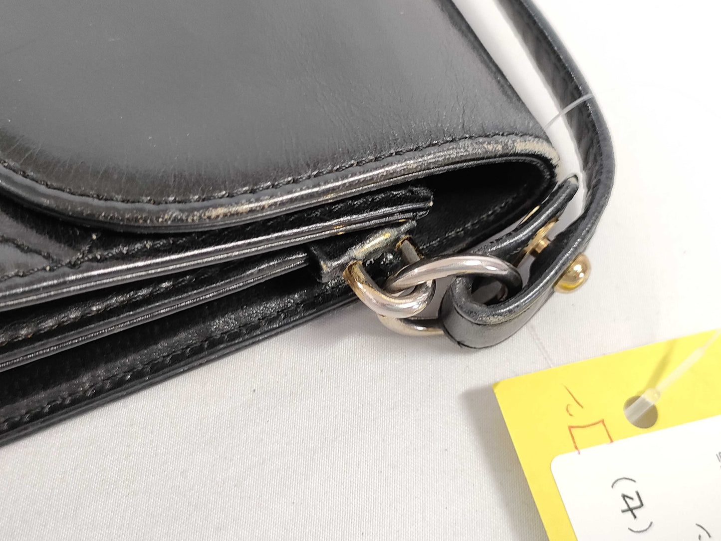 Yves Saint Laurent Vintage Shoulder Bag in Black