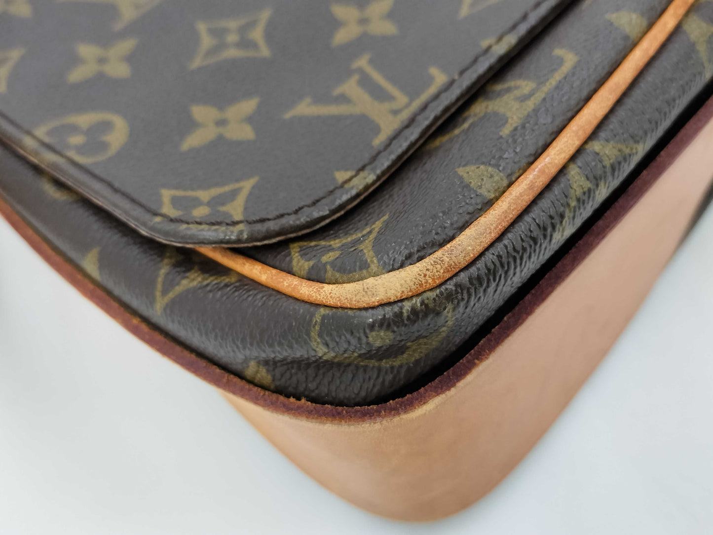 LOUIS VUITTON Monogram Carte Ciel MM Shoulder Bag