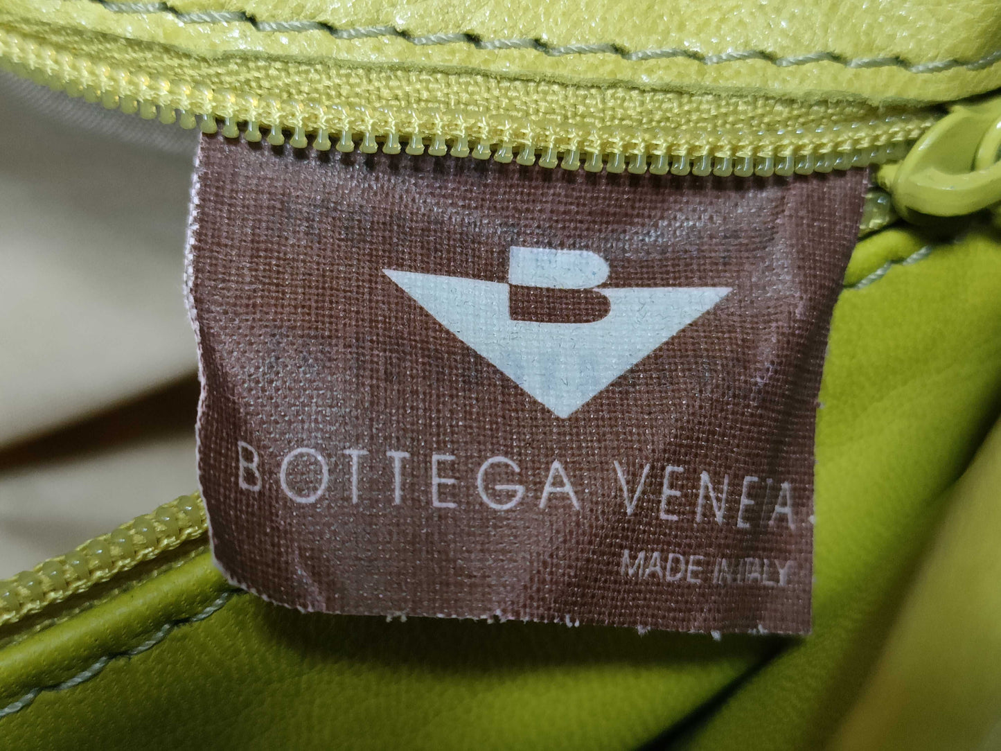 BOTTEGA VENETA Intrecciato Leather One-Shoulder Shoulder Bag