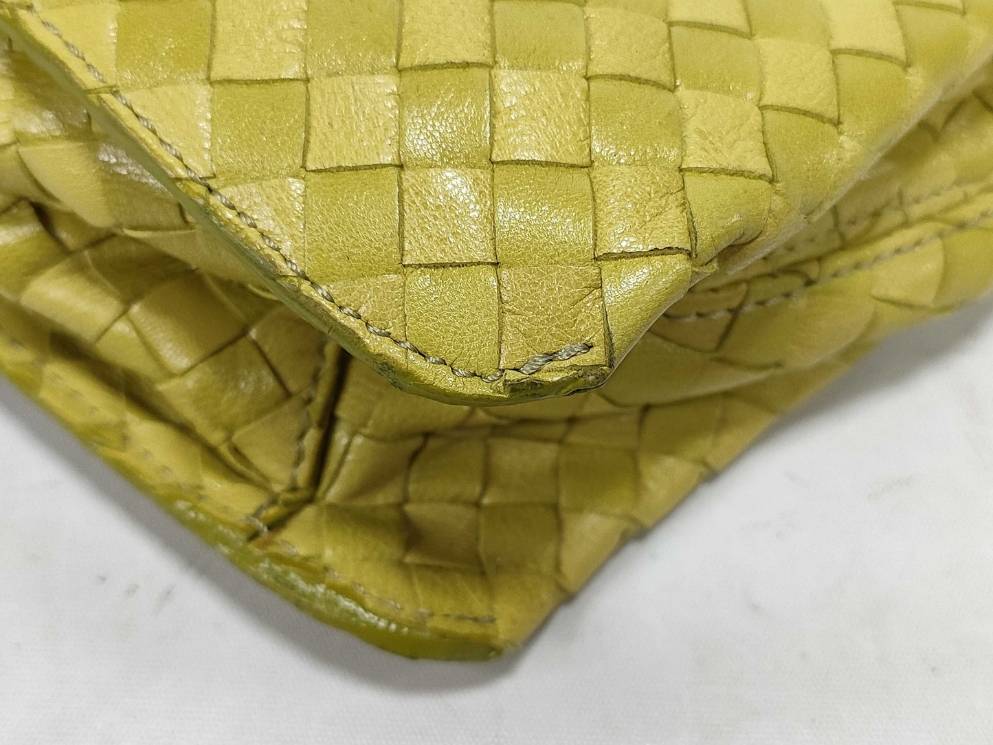 BOTTEGA VENETA Intrecciato Leather One-Shoulder Shoulder Bag