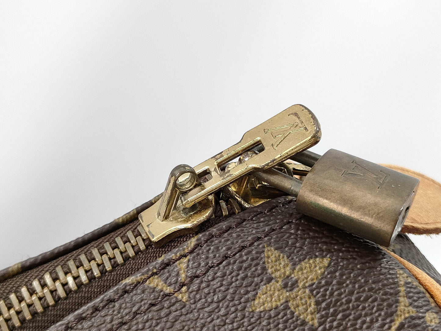 LOUIS VUITTON Monogram M41426 Keepall 50 Boston Bag