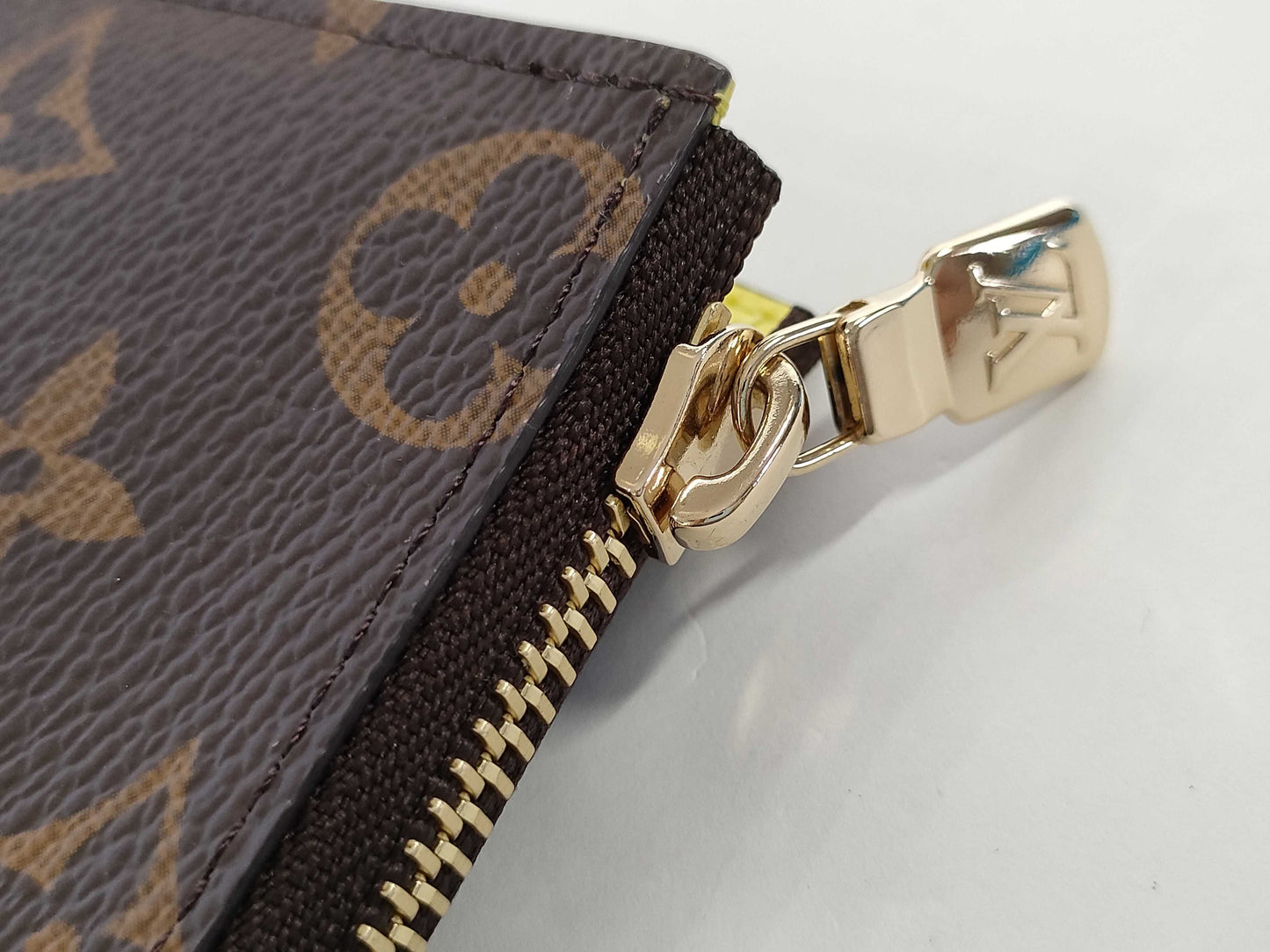 LOUIS VUITTON RFID Verified, Serial Unverifiable, Monogram Portefeuille Noah Compact Tonic Lemon, Japan Exclusive NFC Coin Case