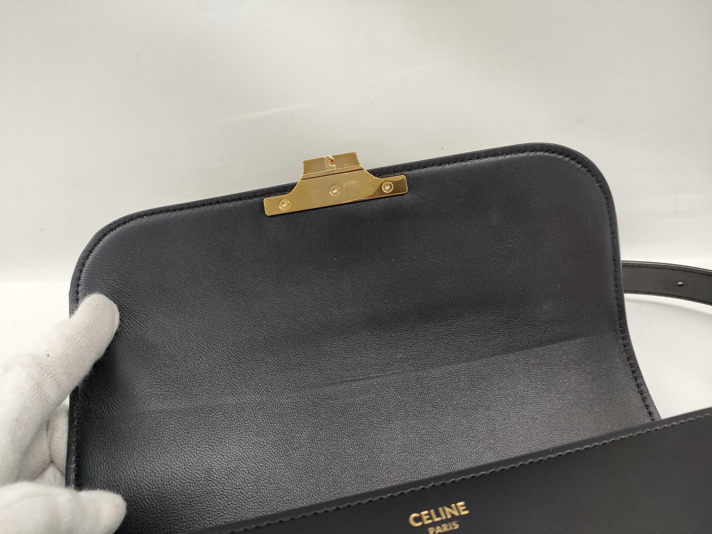 CELINE Classic Triomphe Shoulder Bag
