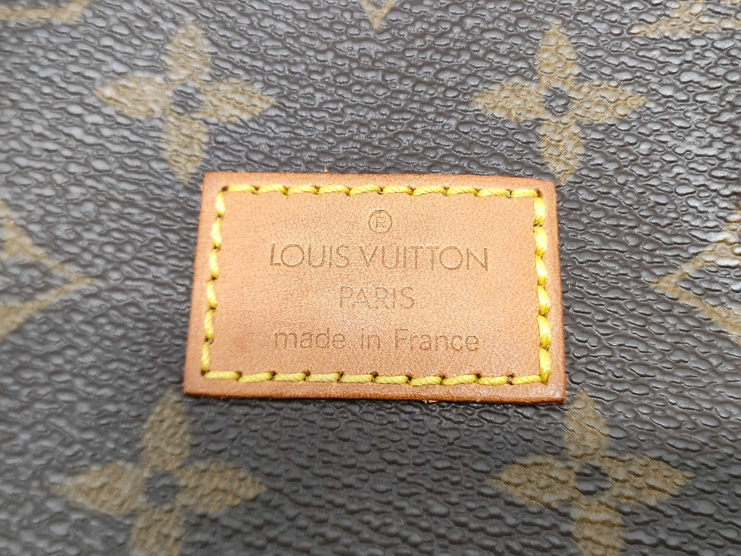 LOUIS VUITTON Monogram M42256 Saumur 30 Shoulder Bag