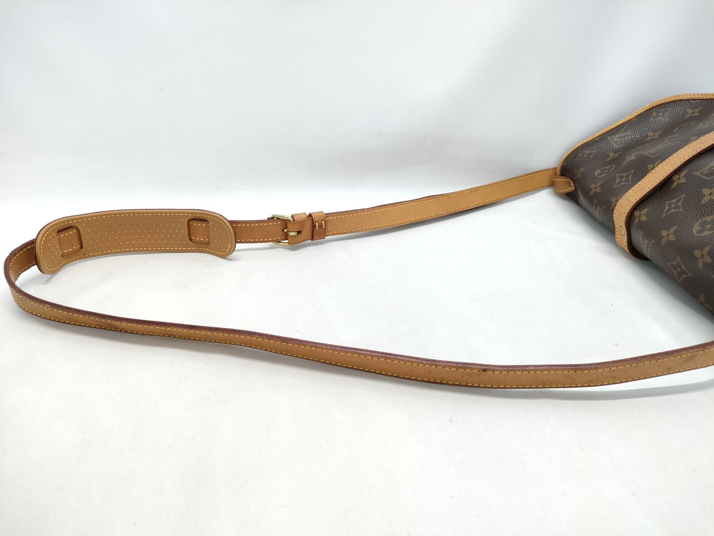 LOUIS VUITTON Monogram M42256 Saumur 30 Shoulder Bag