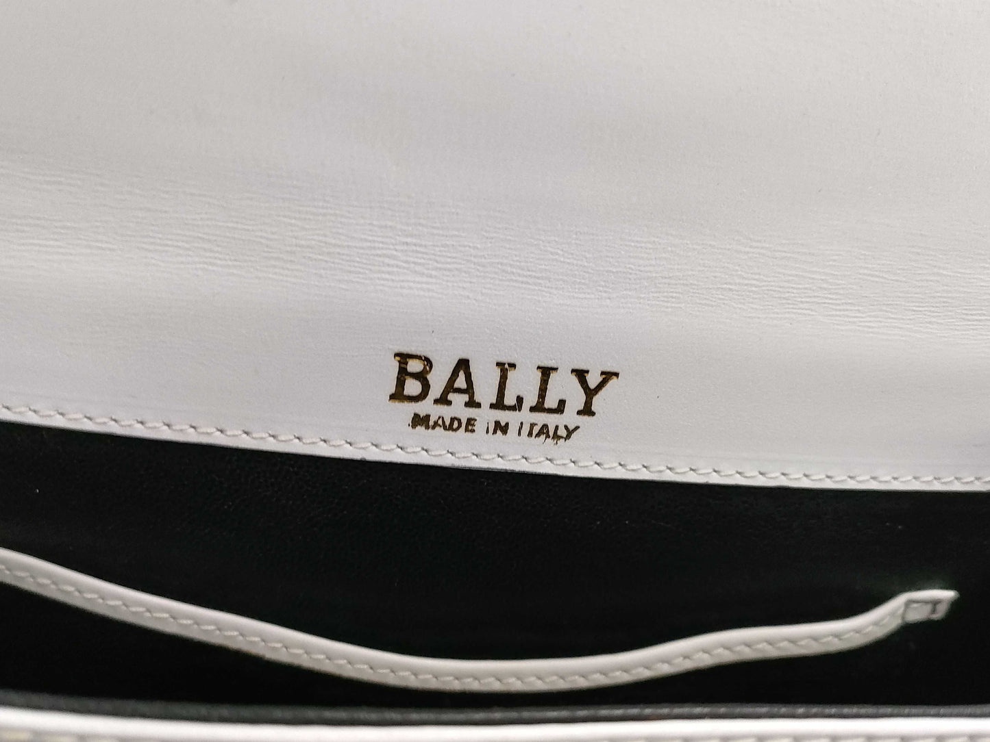 BALLY Leather Handbag