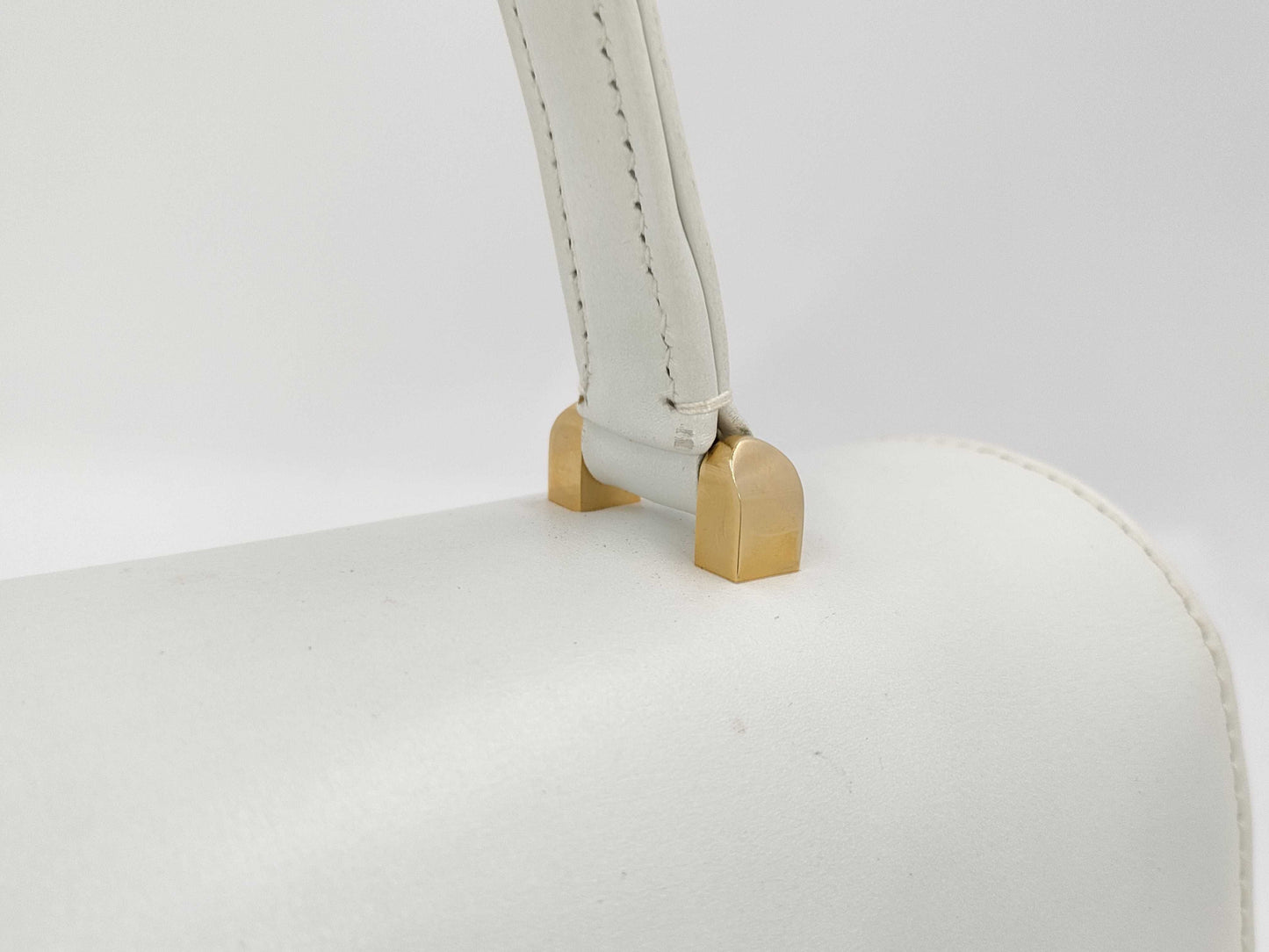 BALLY Leather Handbag