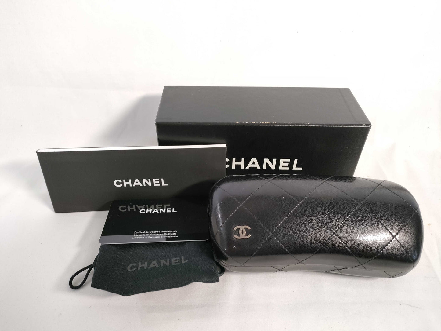 CHANEL Coco Mark BC12936504 Coco Mark Sunglasses with Case