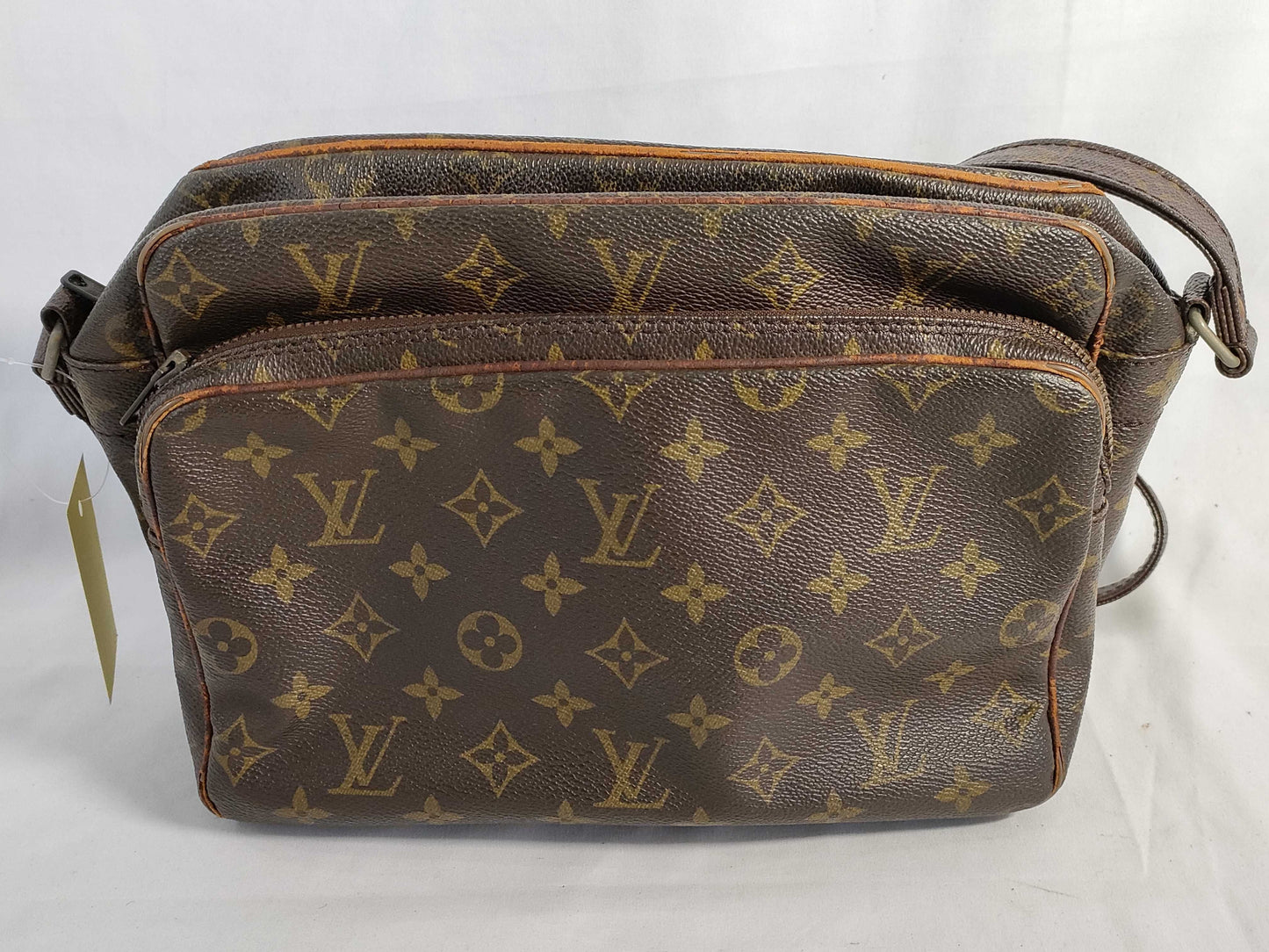 LOUIS VUITTON RFID verification failed. Serial number verification failed. Monogram M45244 Nile Shoulder Bag.