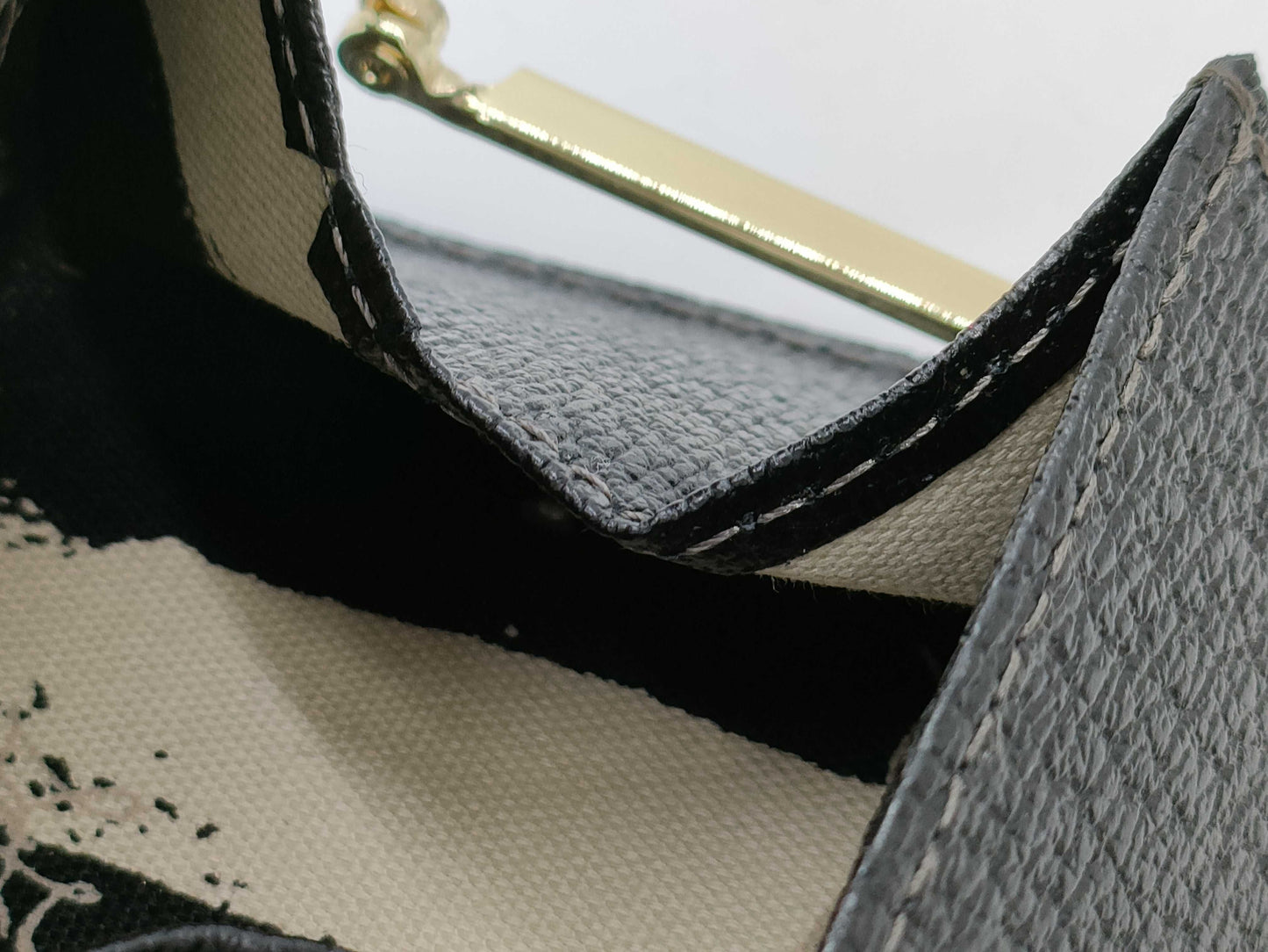 Vivienne Westwood Orb Clasp Wallet