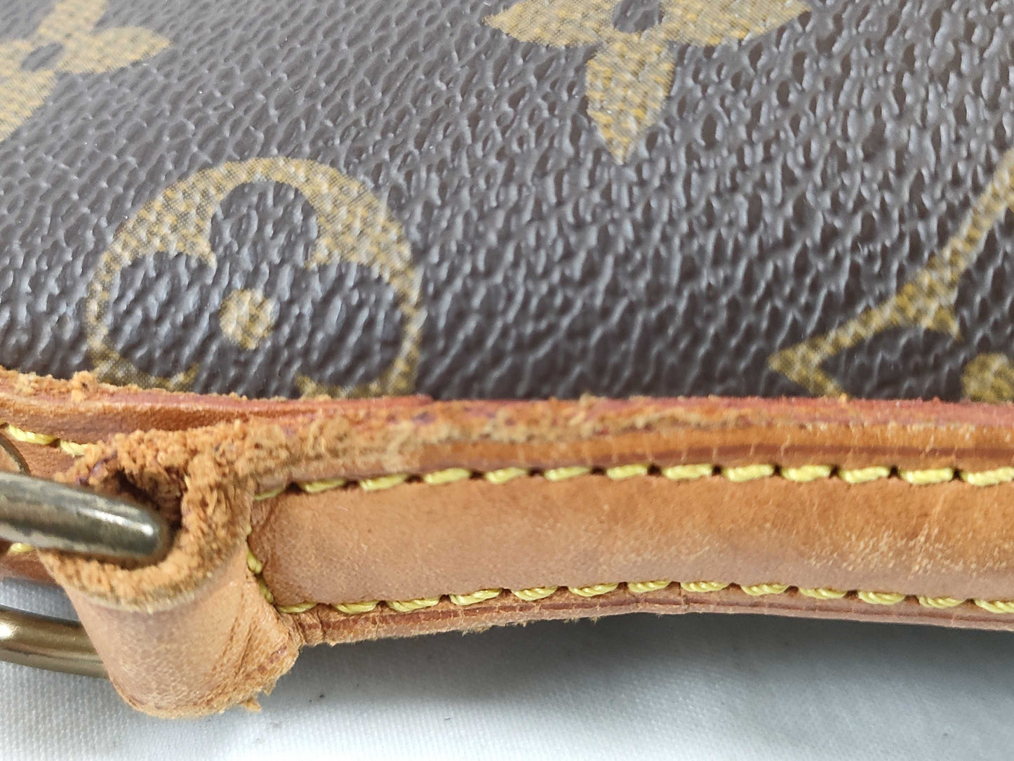 LOUIS VUITTON Monogram M51290 Drouot Shoulder Bag