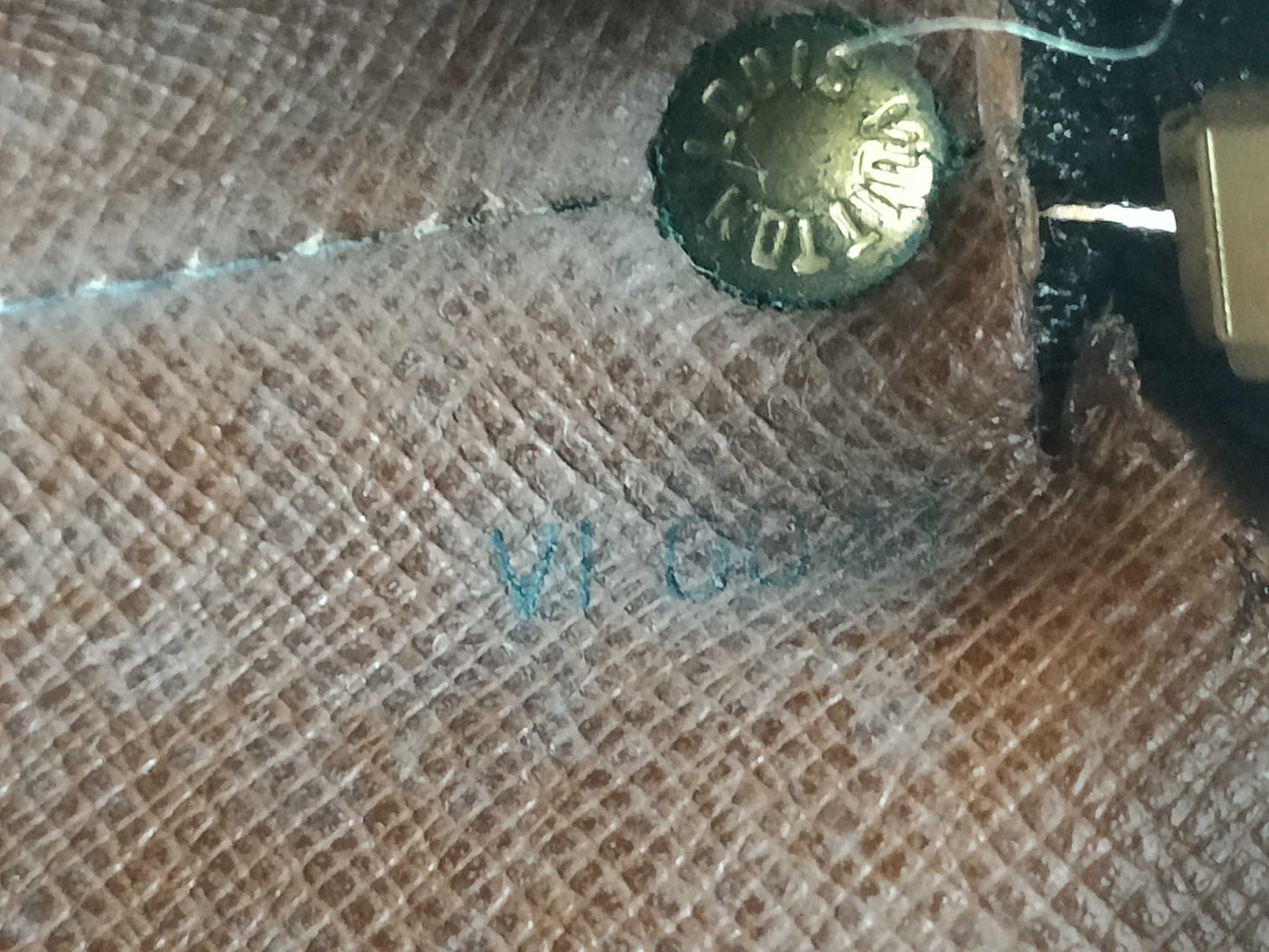LOUIS VUITTON Monogram M51290 Drouot Shoulder Bag
