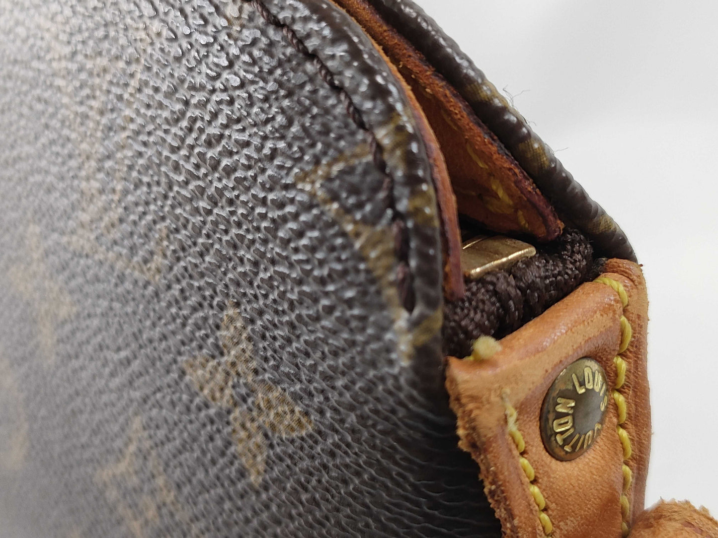LOUIS VUITTON Monogram M51290 Drouot Shoulder Bag