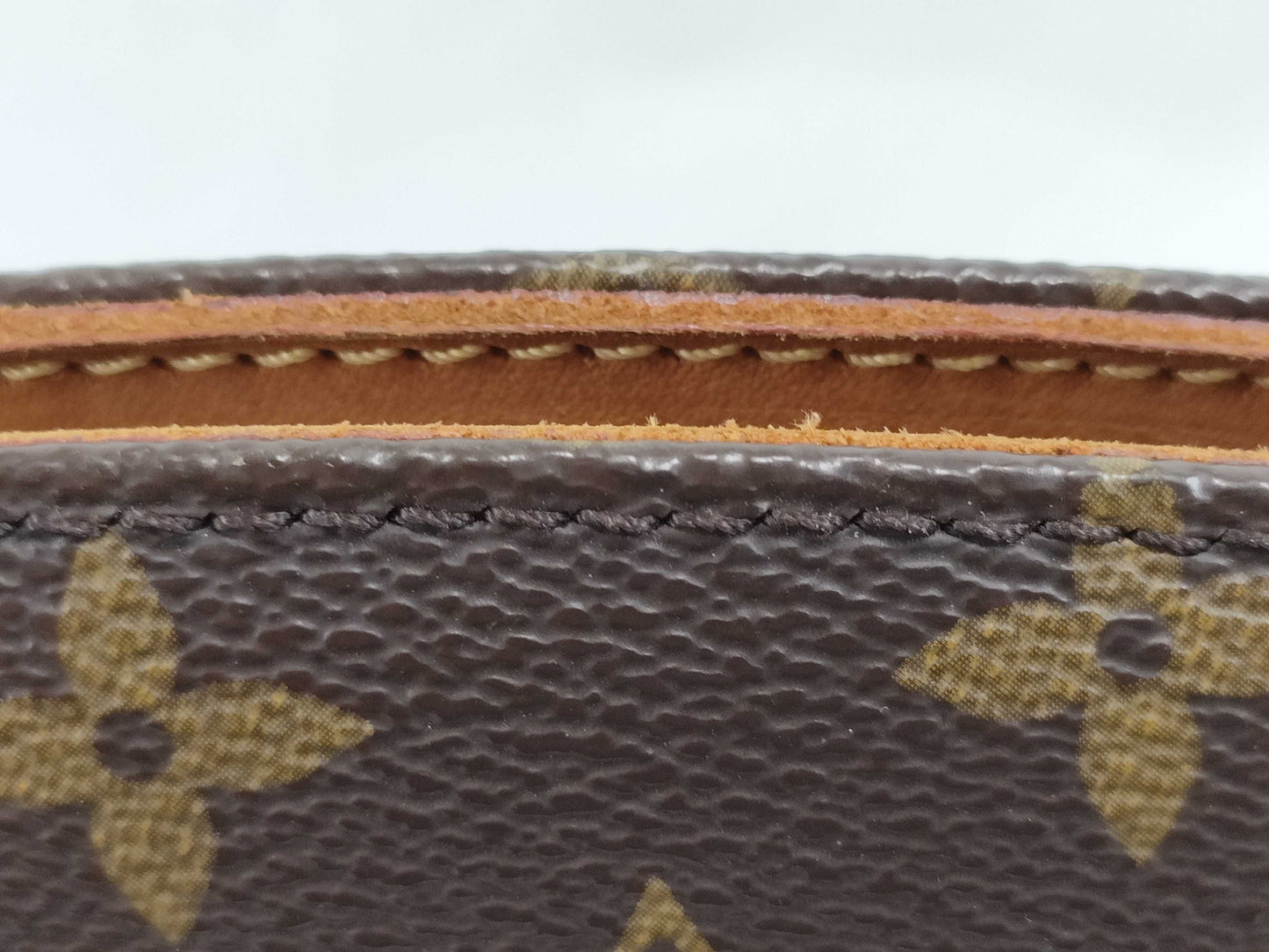 LOUIS VUITTON Monogram M51290 Drouot Shoulder Bag