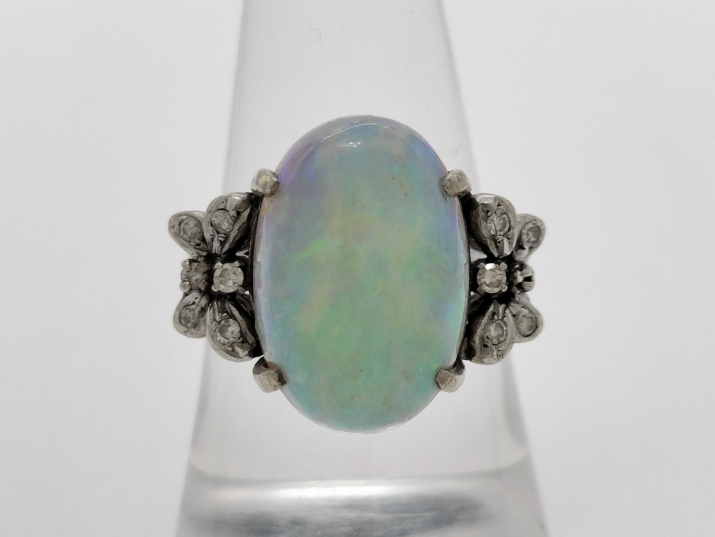 Opal and Diamond K4 7.0g Ring