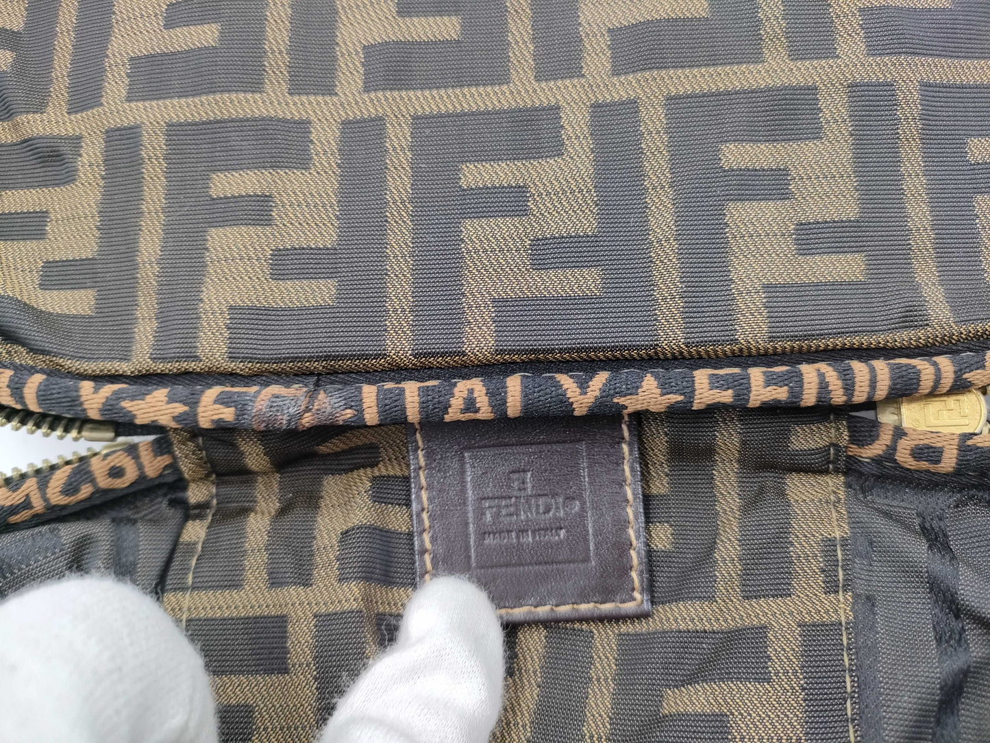 FENDI cosmetic pouch vanity bag