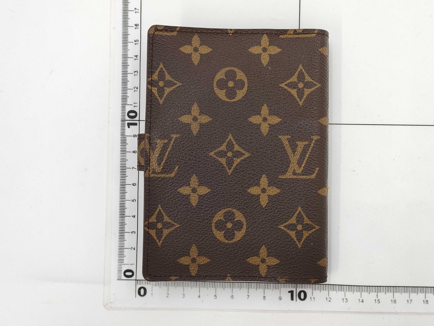 LOUIS VUITTON Monogram Agenda Notebook Cover