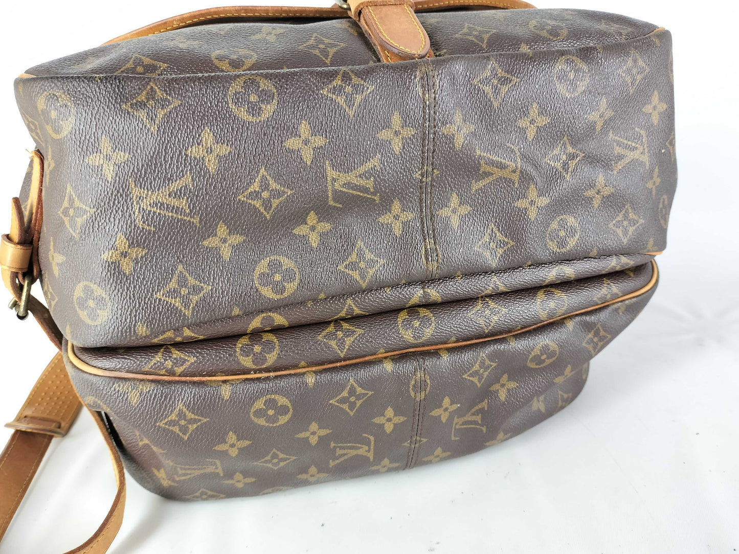 LOUIS VUITTON 882VI Monogram M42254 Saumur 35 Shoulder Bag
