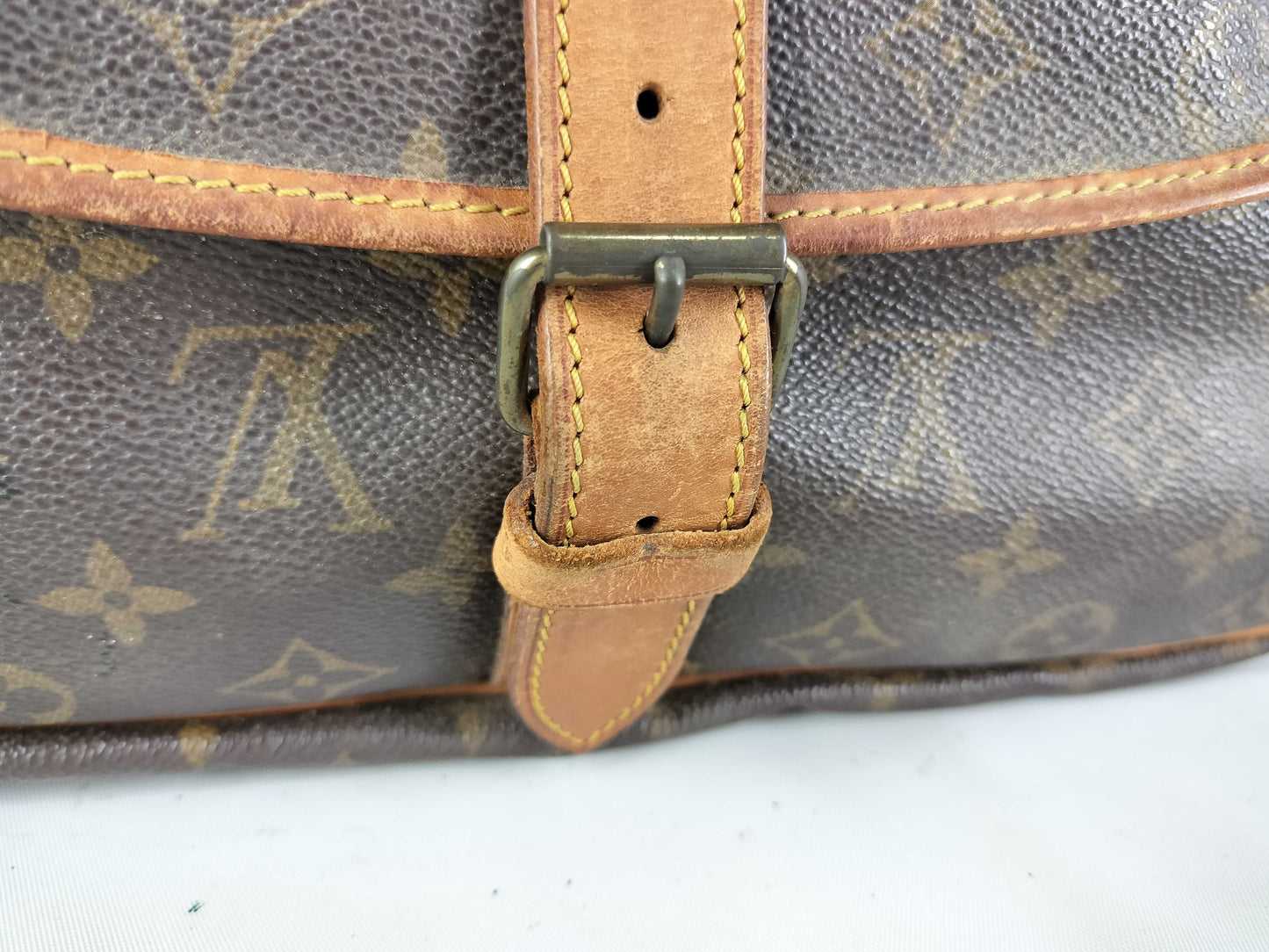LOUIS VUITTON 882VI Monogram M42254 Saumur 35 Shoulder Bag