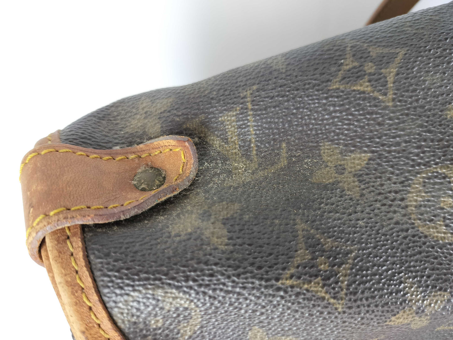 LOUIS VUITTON 882VI Monogram M42254 Saumur 35 Shoulder Bag