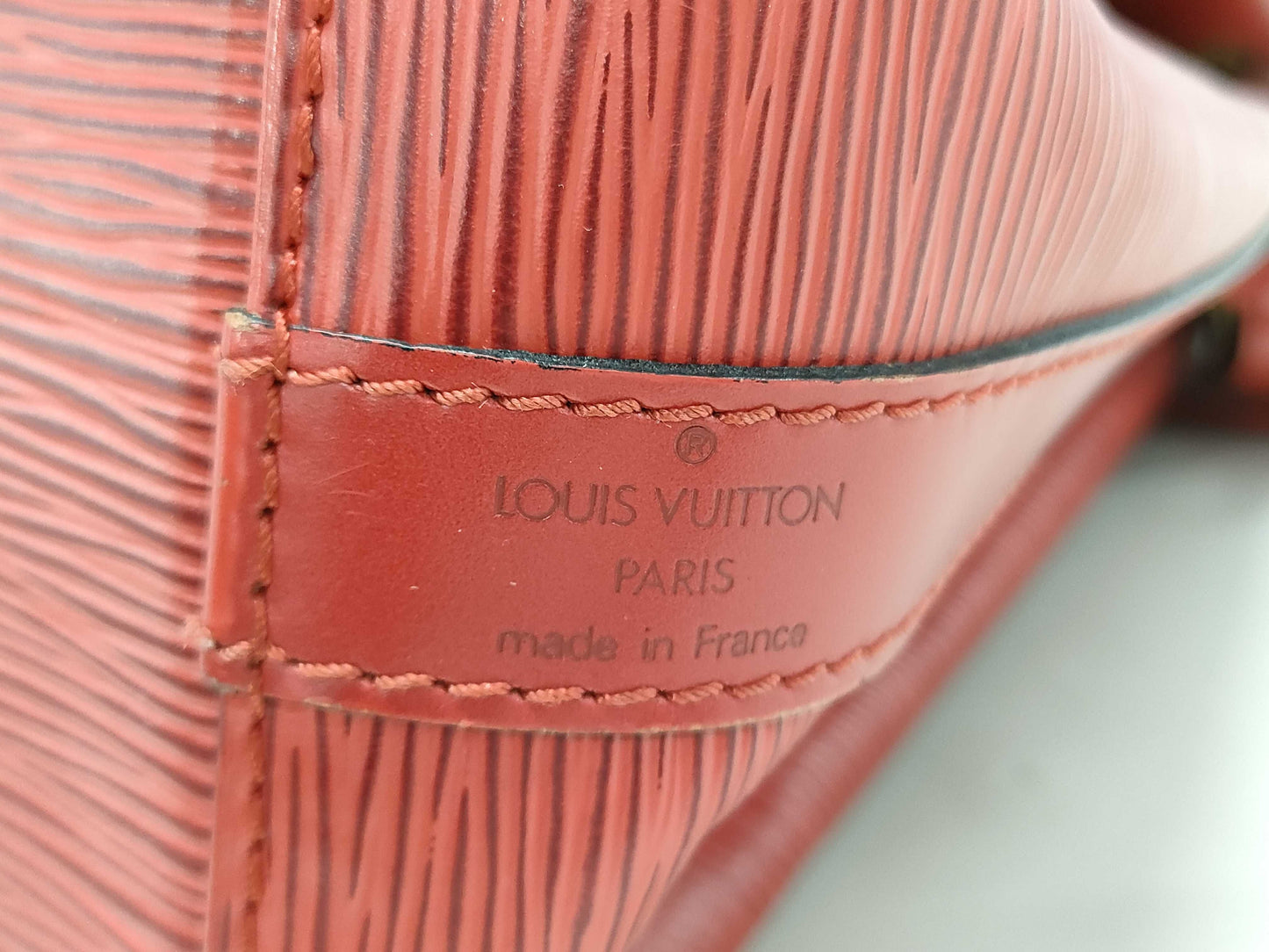 LOUIS VUITTON Epi Petit Noe Shoulder Bag