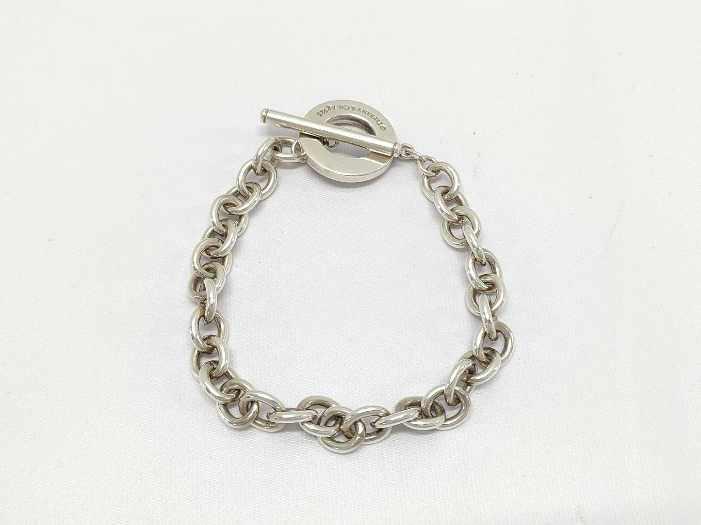 Tiffany & Co. Toggle Circle Bracelet Bracelet & Bangle