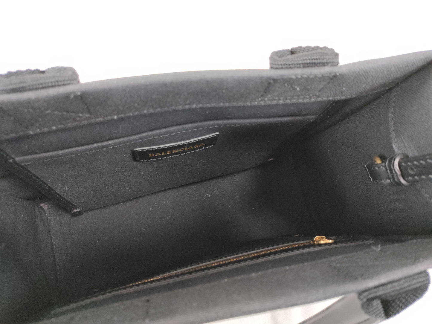 BALENCIAGA Hardware Black 2-Way Handbag 671402