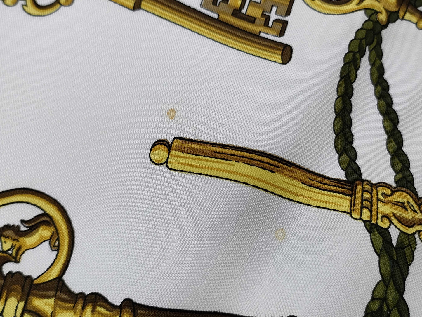 HERMES Carré Key 90 Scarf