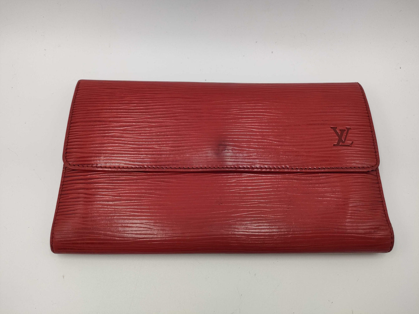 LOUIS VUITTON Epi Portefeuille International Wallet