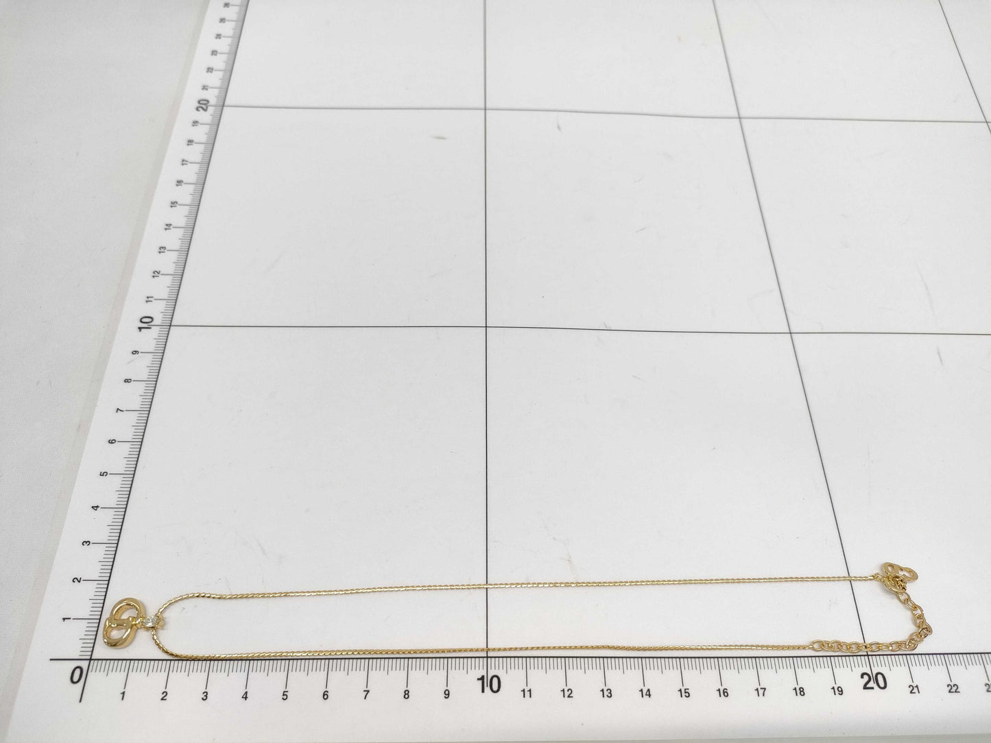 Dior G logo necklace necklace