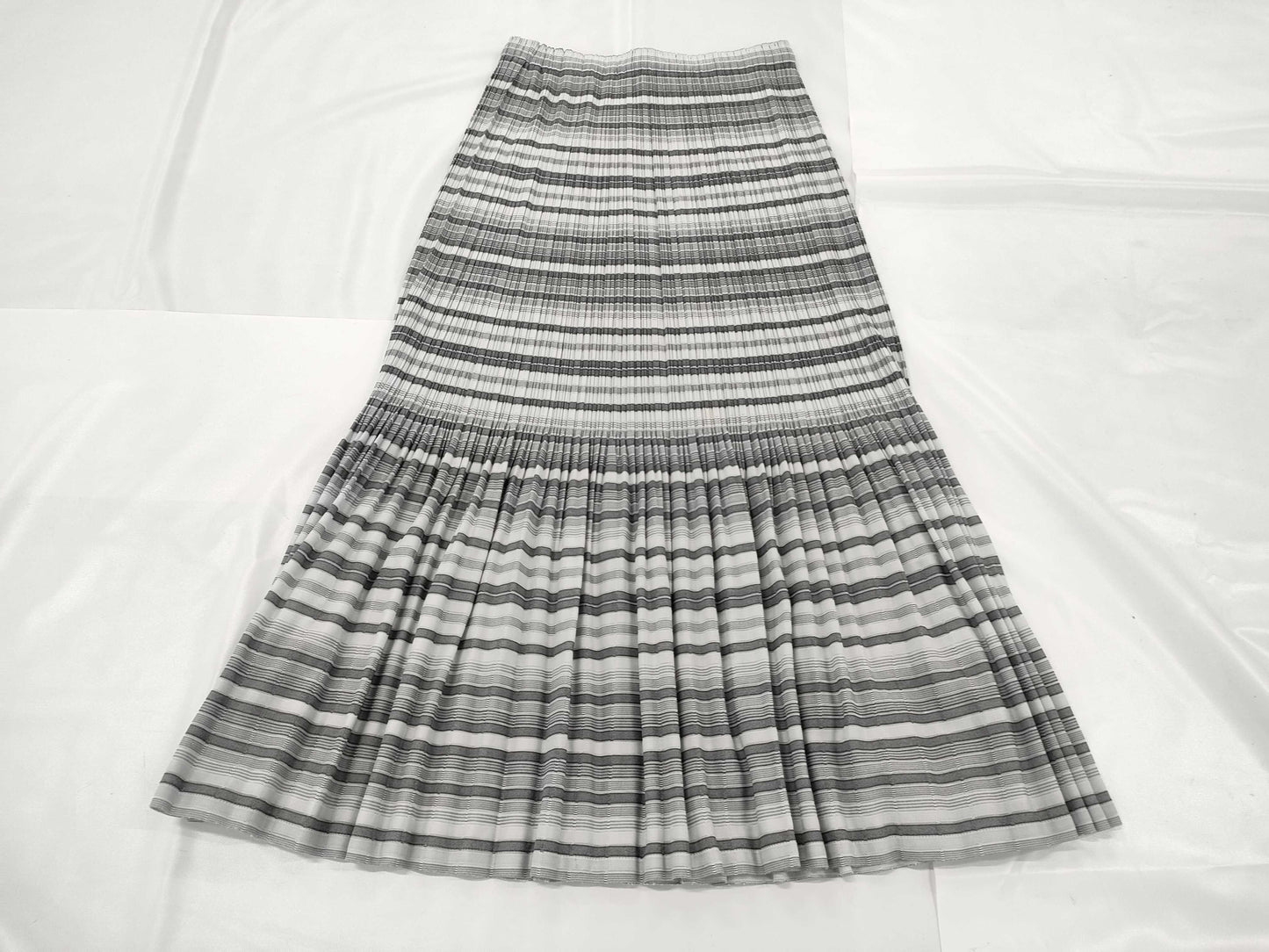 ISSEY MIYAKE Pleats Please Skirt Patterned Skirt
