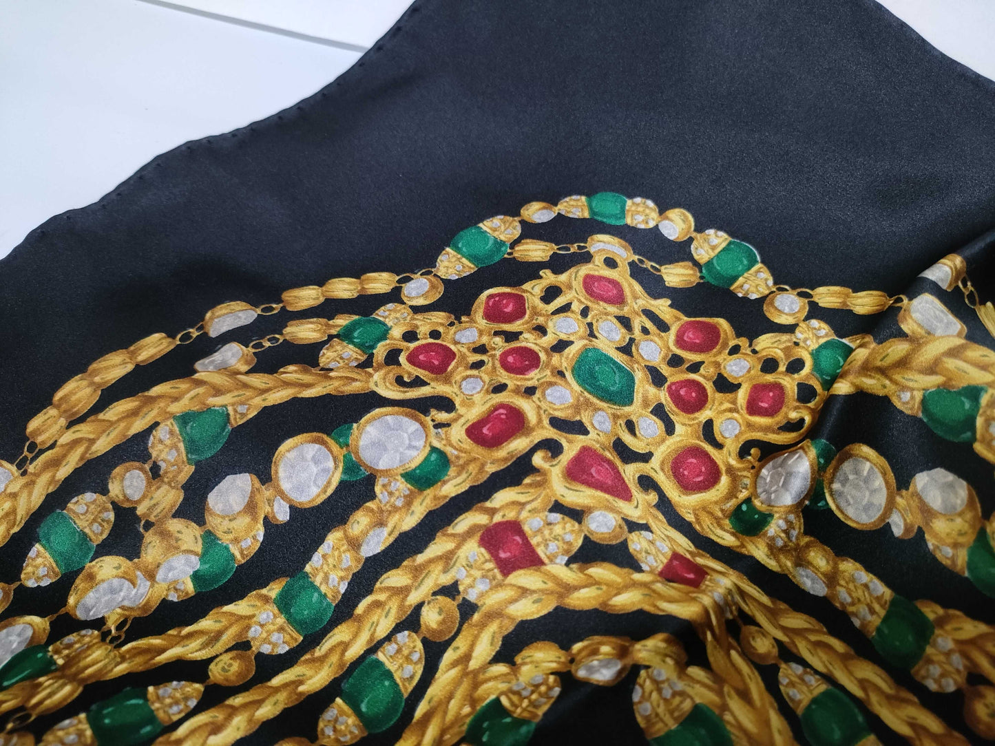 CHANEL scarf