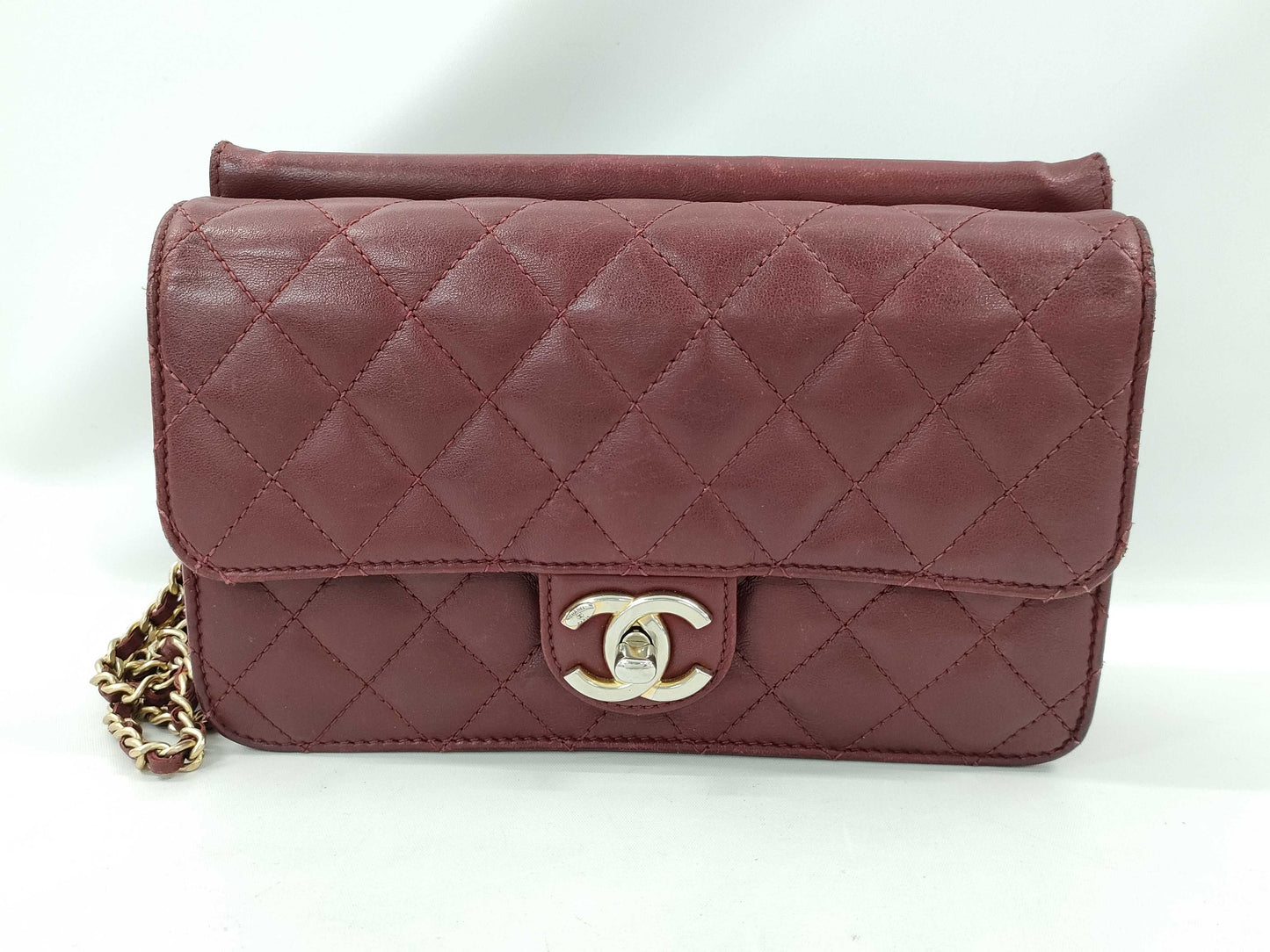 CHANEL Lambskin Matelasse Chain Shoulder Bag No. 18