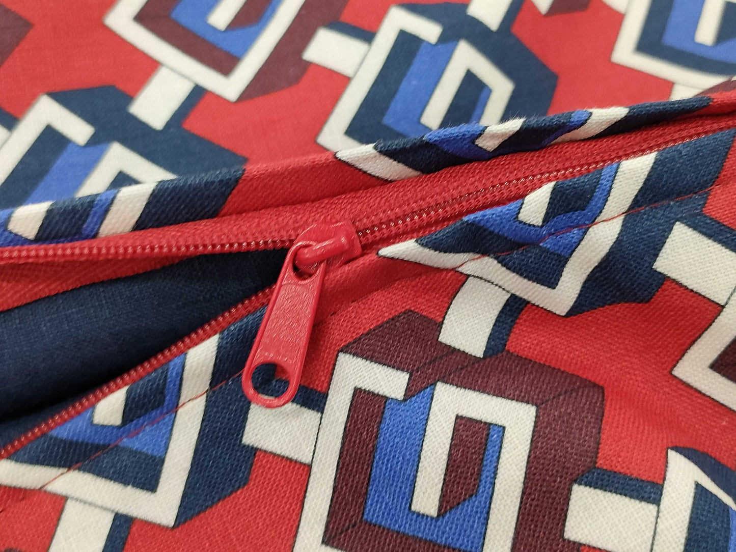 GUCCI Garment Geometric Pattern Other Accessories