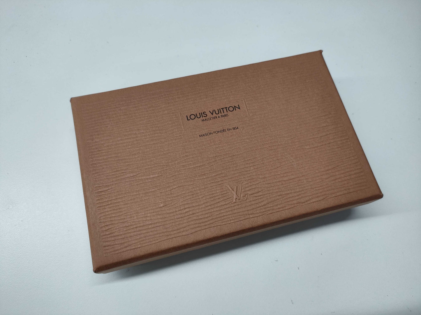 LOUIS VUITTON Epi Multicle 6 Key Case/Key Holder