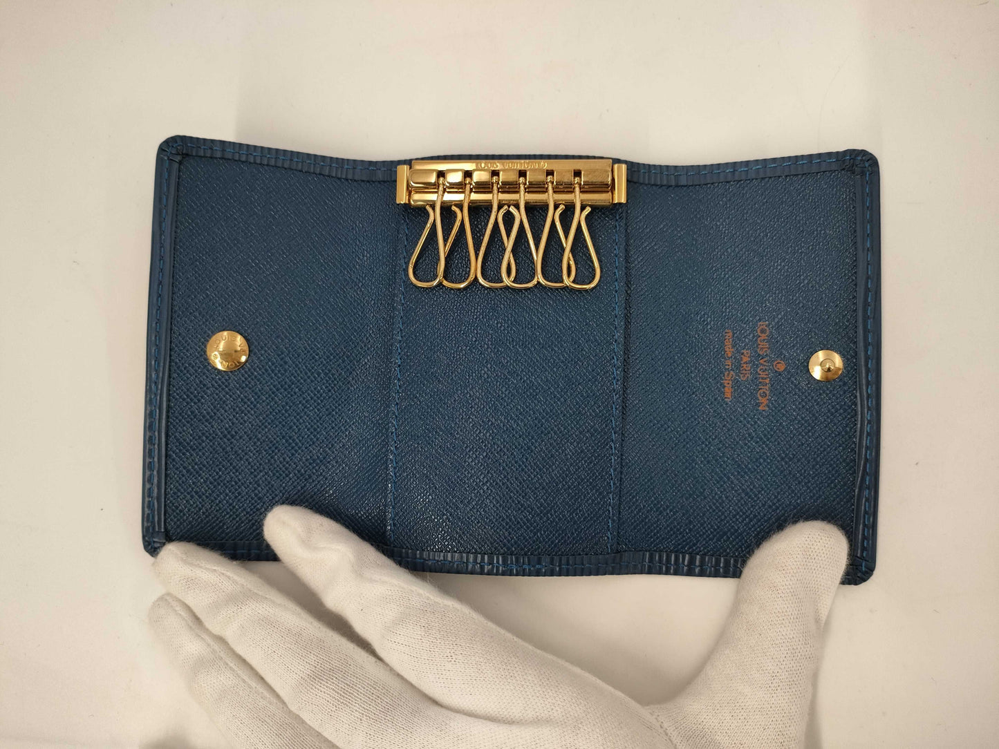 LOUIS VUITTON Epi Multicle 6 Key Case/Key Holder