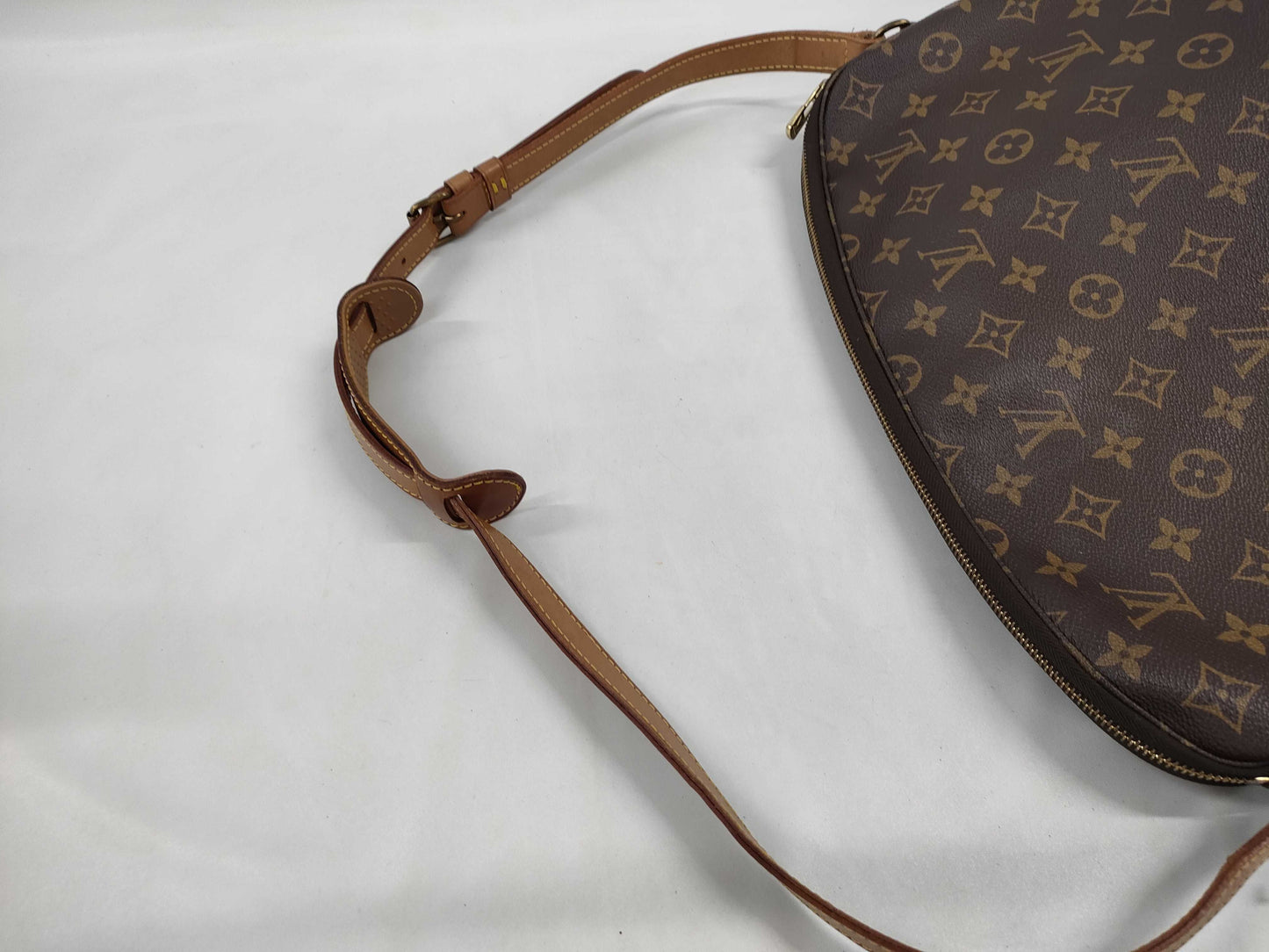 LOUIS VUITTON Monogram Sac Ballade Shoulder Bag