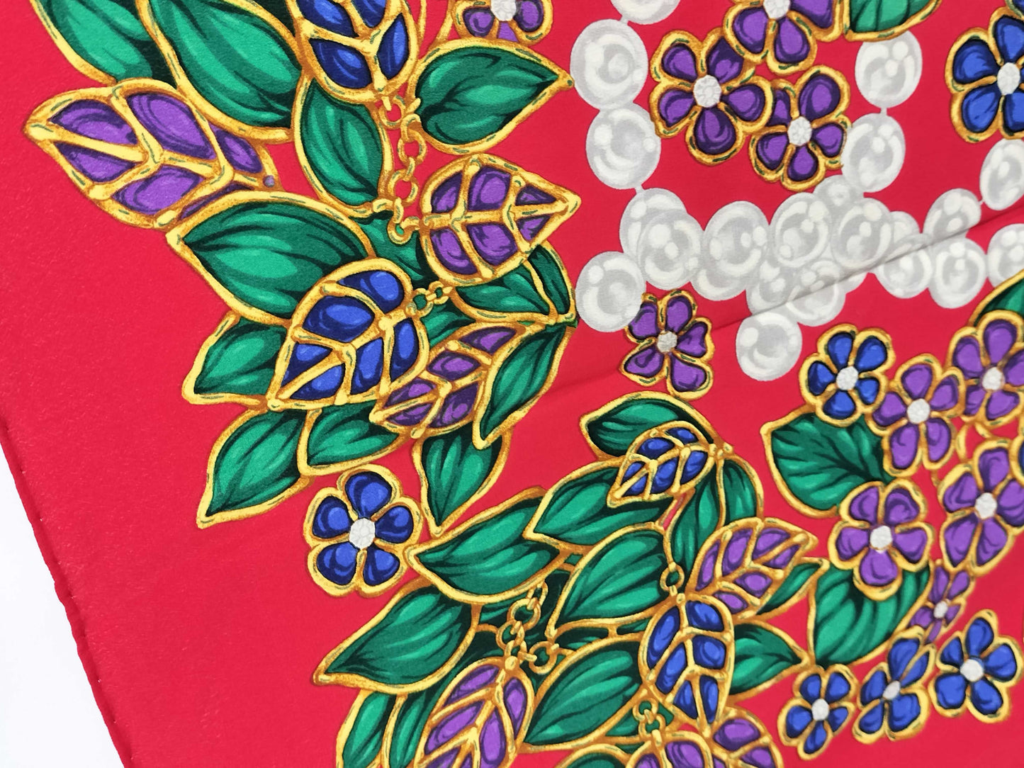 CHANEL floral motif red scarf
