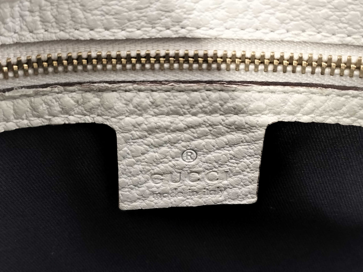 GUCCI 131324 White Handbag